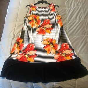 EUC Black & White Striped w/pink-orangish flowers A-line dress - Size XL